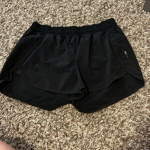 lulu lemon tracker shorts